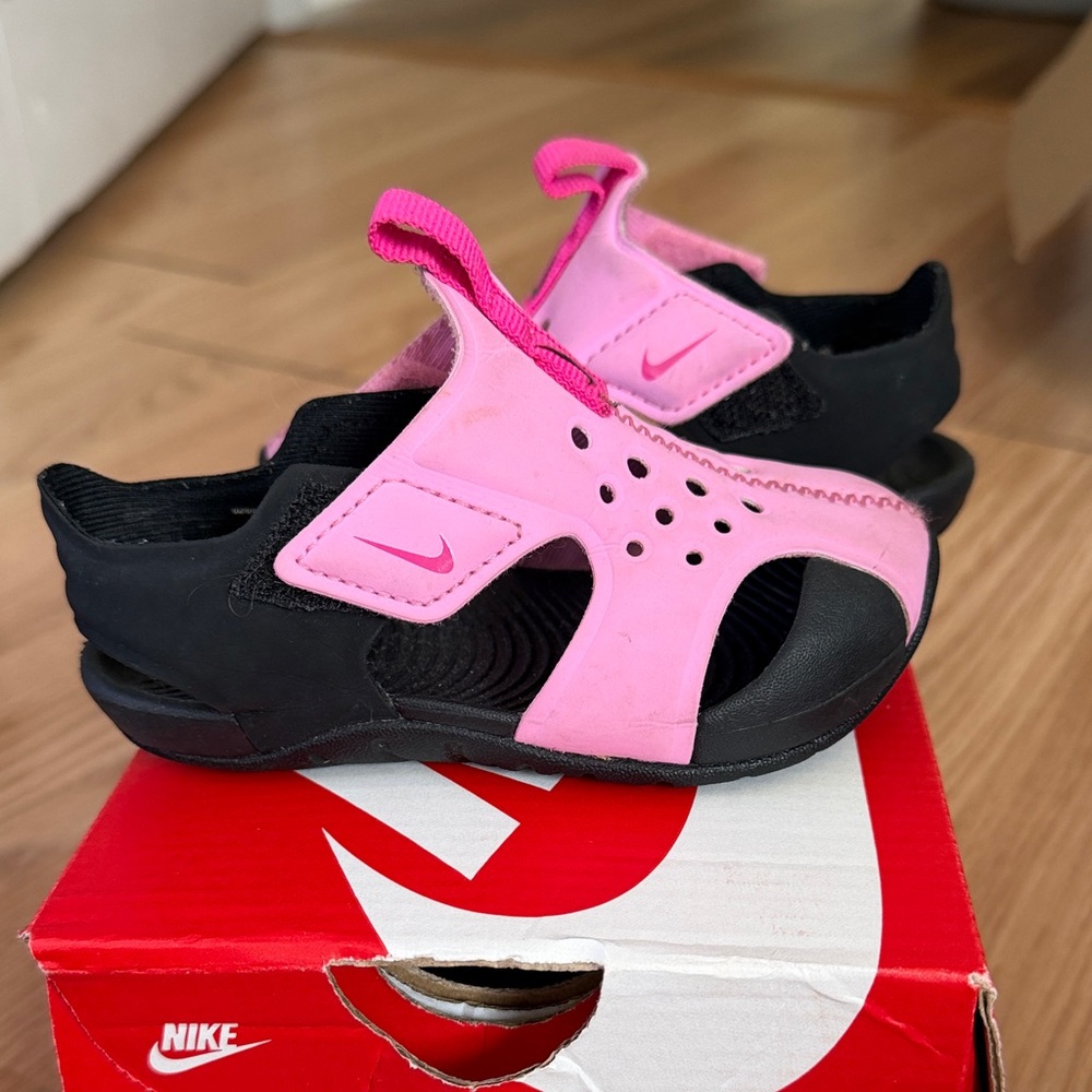 Nike Kids Black and Pink Sandals
